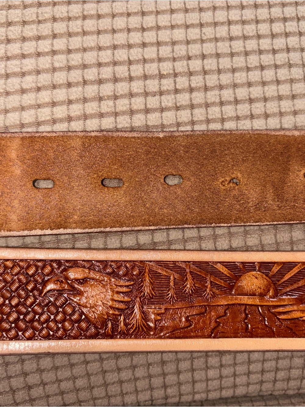 Boy Scout Tooled Brown Leather Belt with logo Buckle and designs marked size 50 - Picture 8 of 10